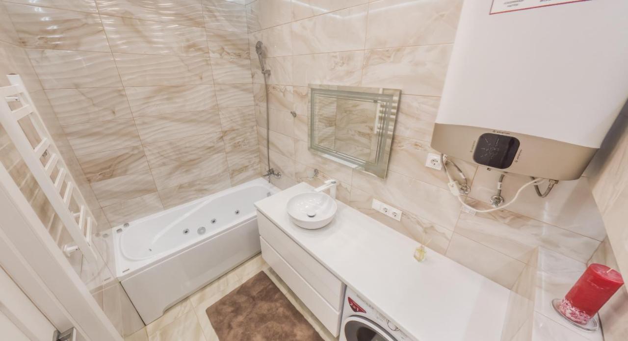 Pearl Premium Apartments 2 Киев Екстериор снимка